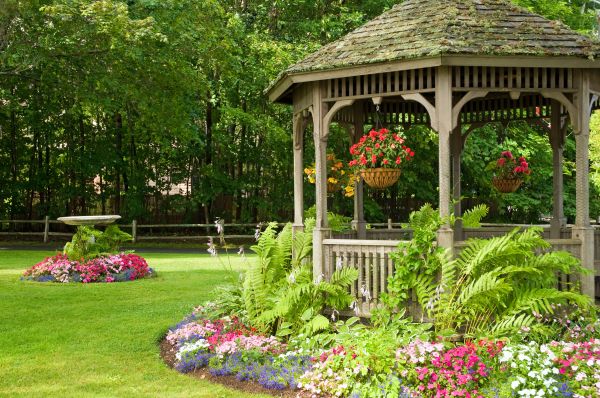 Backyard Landscaping Service in Hilton Head Island