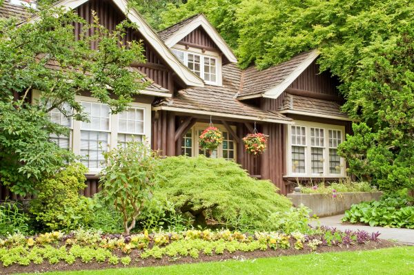 Log Home Landscaping in Hilton Head Island